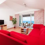 M Duplex
